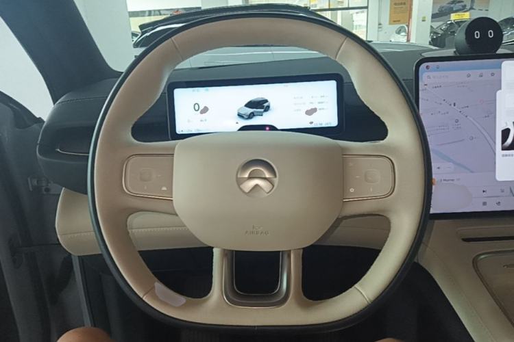 Used Nio ES6 2025 75 kWh Steering Wheel