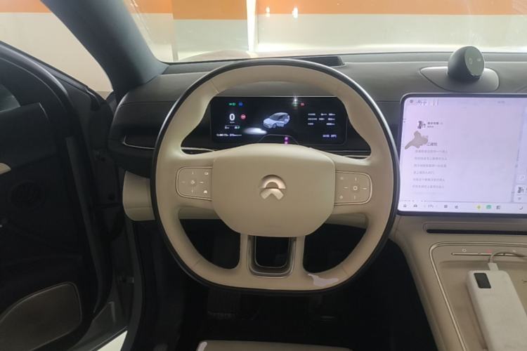 Used Nio ES6 2025 75 kWh Steering Wheel