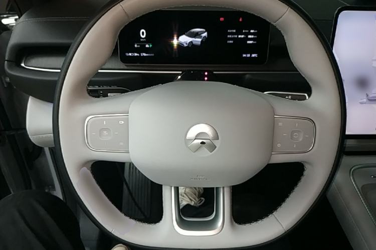 Used Nio ES6 2025 75 kWh Steering Wheel