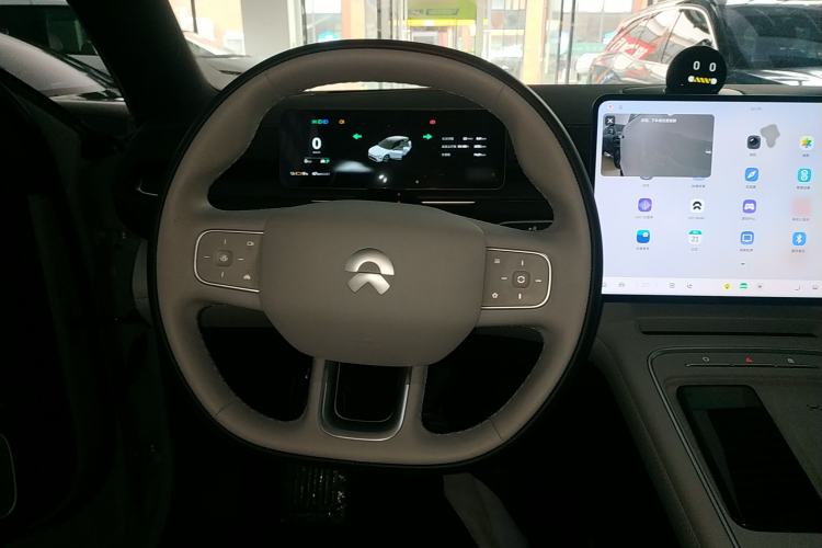 Used Nio ES6 2025 75 kWh Steering Wheel