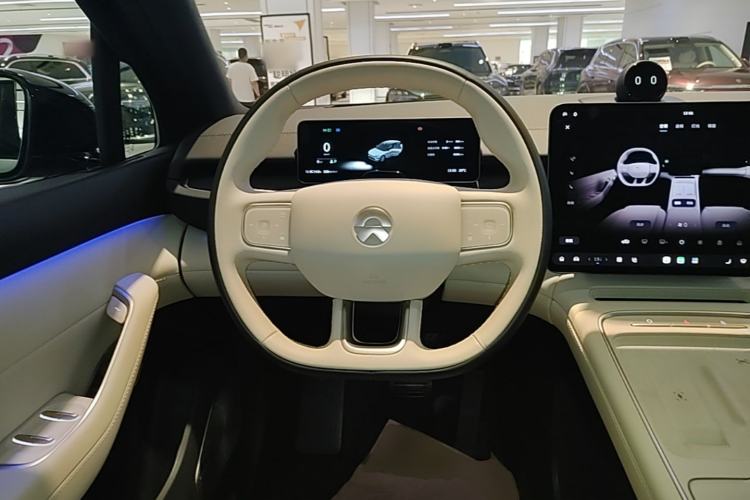 Used Nio ES6 2025 75 kWh Steering Wheel