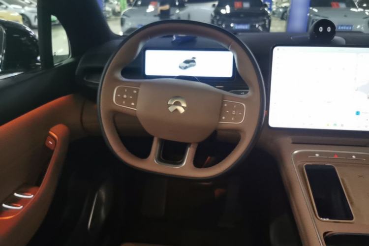 Used Nio ES6 2025 75 kWh Steering Wheel