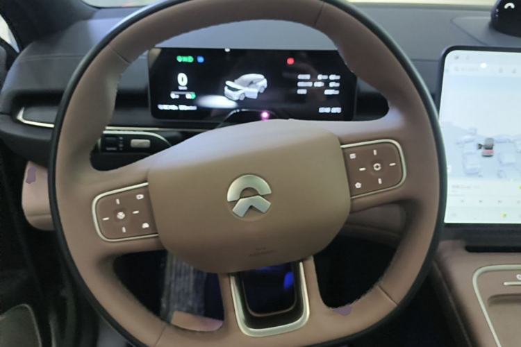 Used Nio ES6 2025 75 kWh Steering Wheel