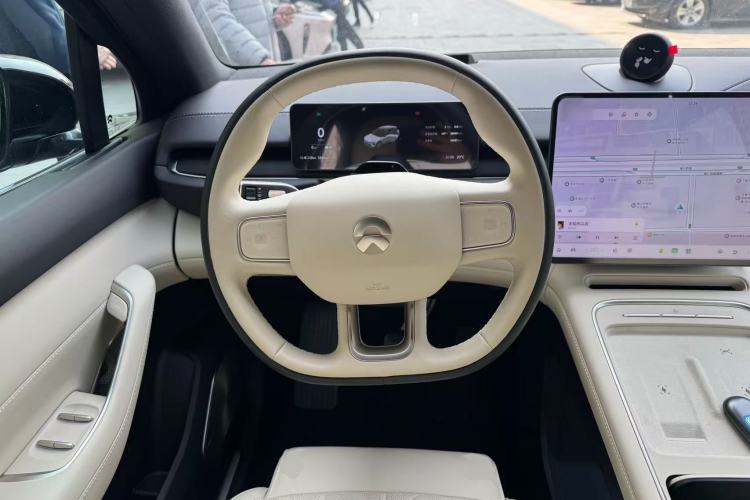 Used Nio ES6 2025 75 kWh Steering Wheel