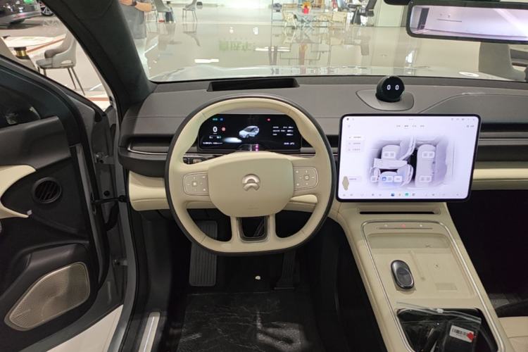 Used Nio ES6 2025 75 kWh Steering Wheel