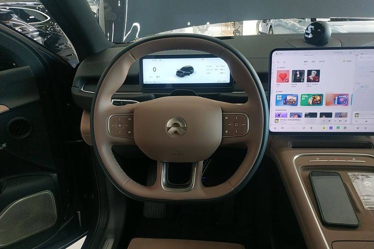 Used Nio ES6 2025 75 kWh Steering Wheel
