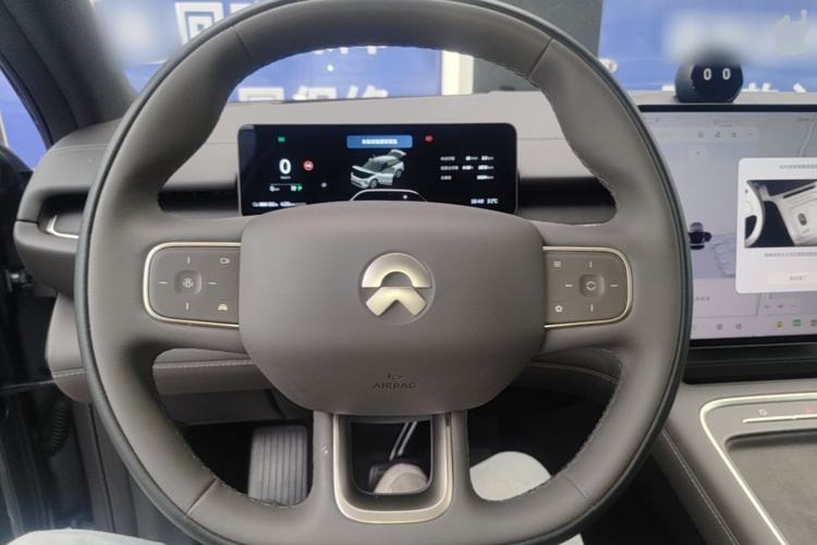 Used Nio ES6 2025 75 kWh Steering Wheel