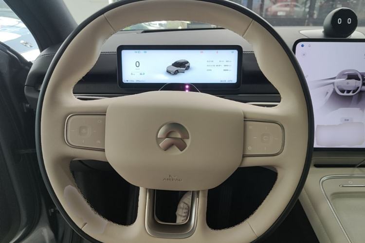 Used Nio ES6 2025 75 kWh Steering Wheel