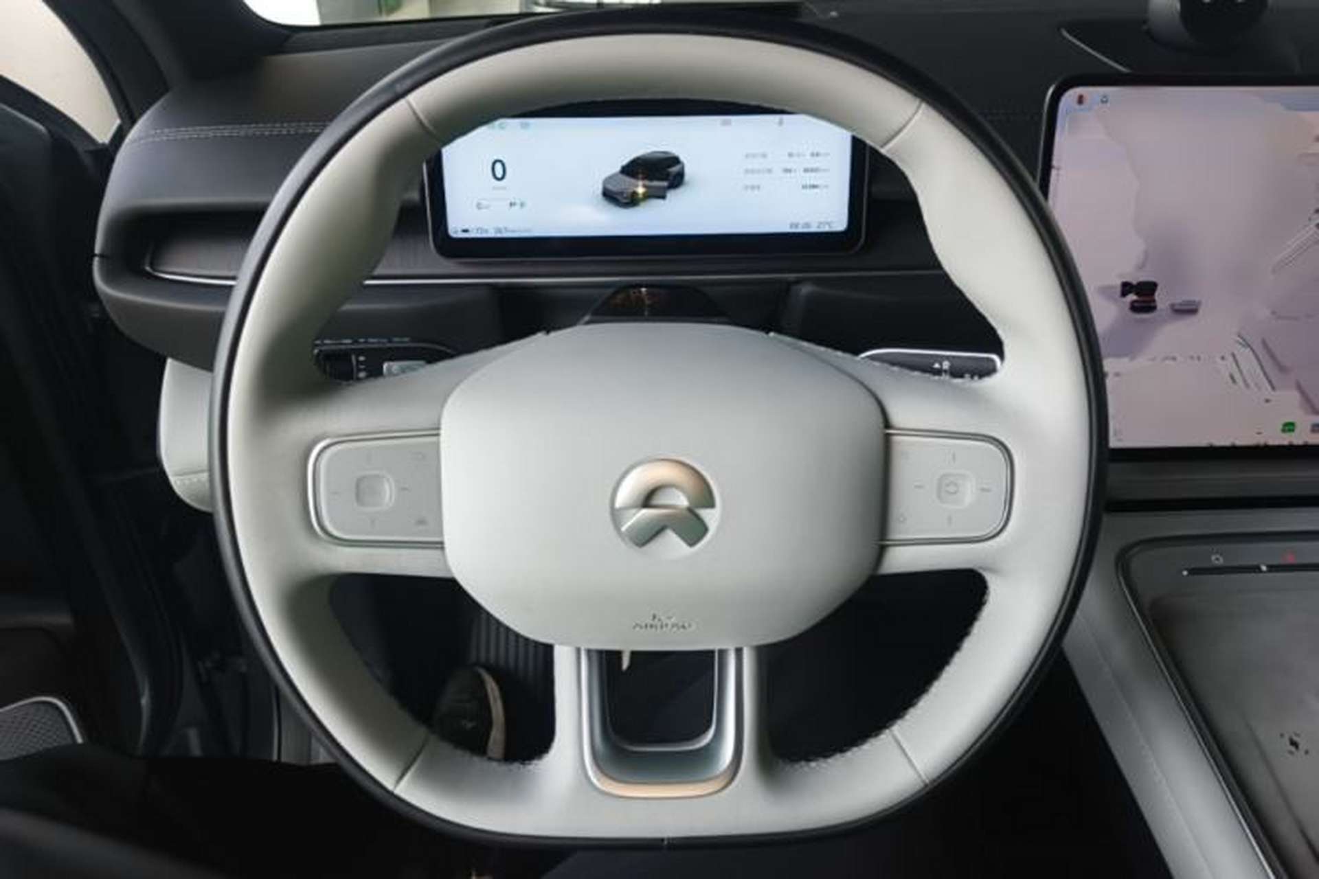 Used Nio ES6 2025 75 kWh Steering Wheel