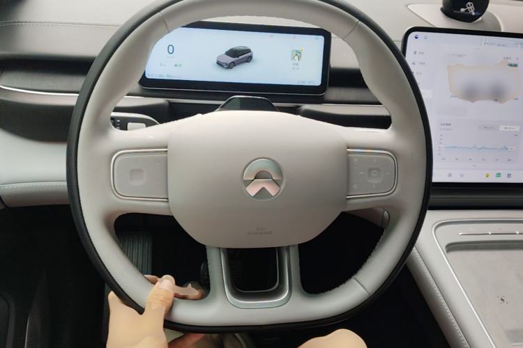 Used Nio ES6 2025 75 kWh Steering Wheel