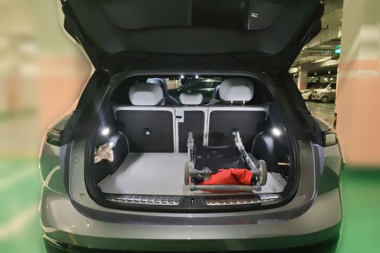 Used Nio ES6 2025 75 kWh Trunk