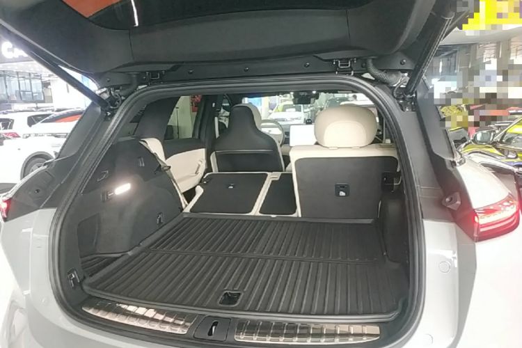 Used Nio ES6 2025 75 kWh Trunk