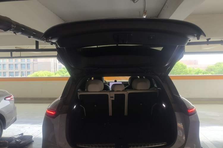 Used Nio ES6 2025 75 kWh Trunk