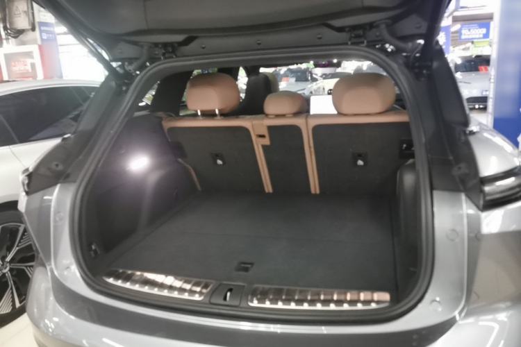 Used Nio ES6 2025 75 kWh Trunk