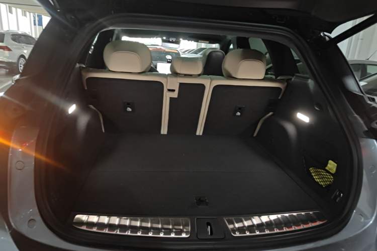 Used Nio ES6 2025 75 kWh Trunk
