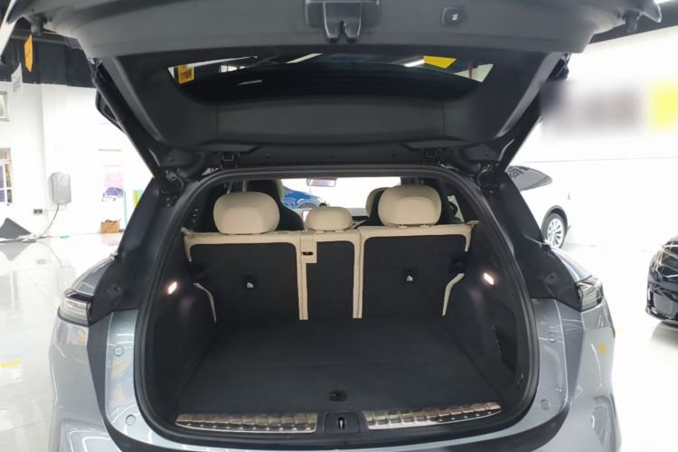 Used Nio ES6 2025 75 kWh Trunk