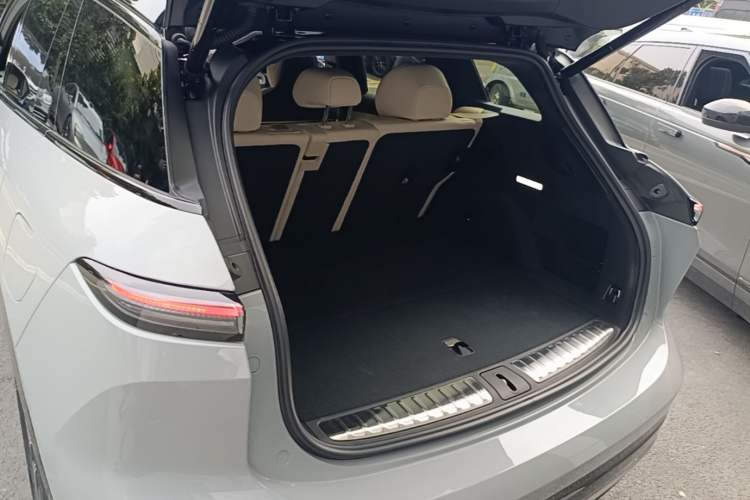 Used Nio ES6 2025 75 kWh Trunk