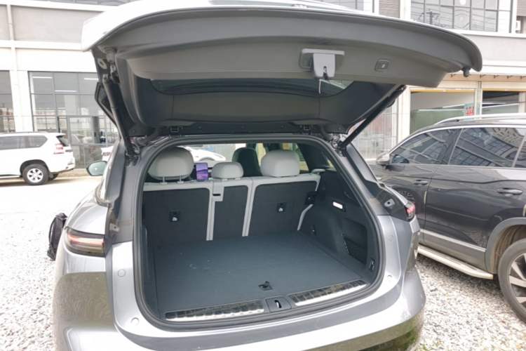 Used Nio ES6 2025 75 kWh Trunk