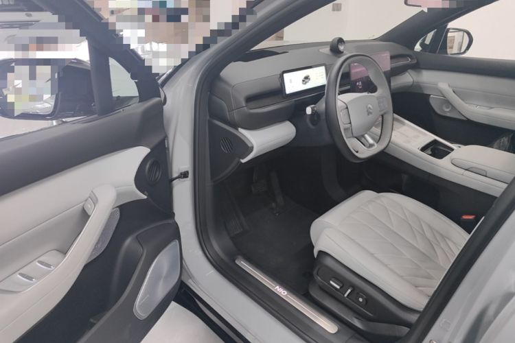 Used Nio ES6 2025 75 kWh Driver Seat