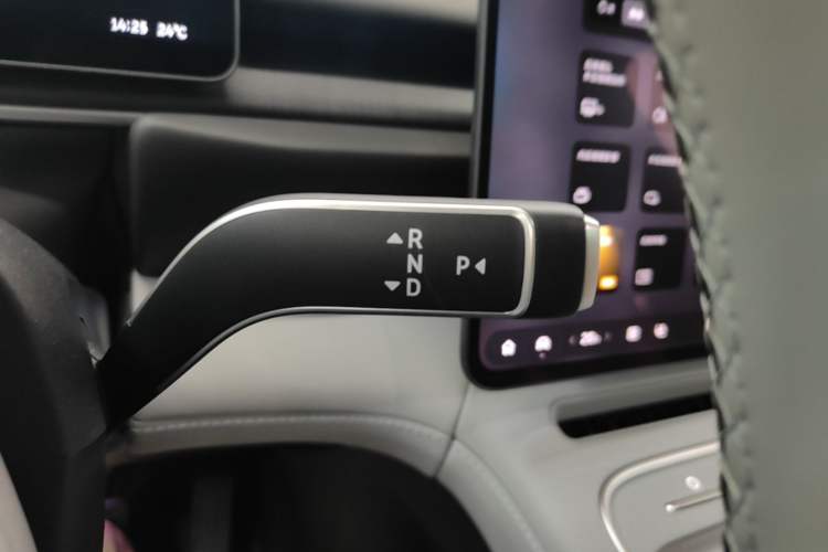 Used Nio ES6 2025 75 kWh Gear Lever