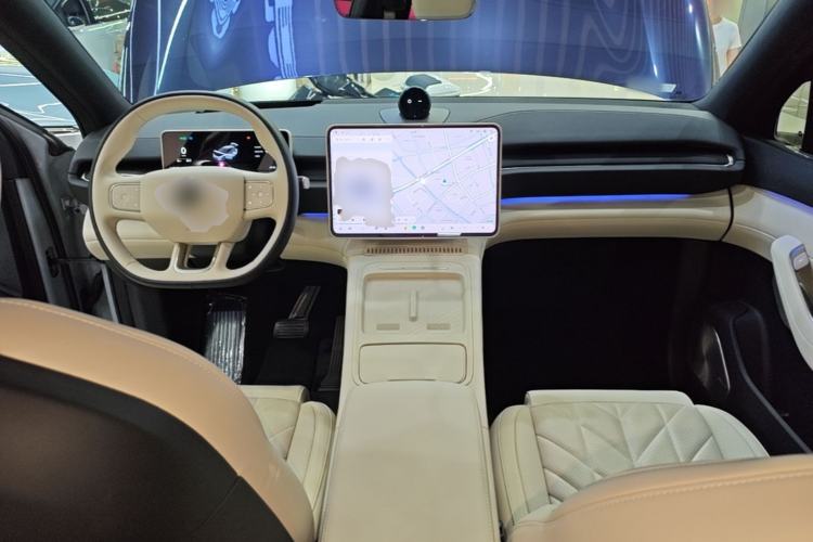 Used Nio ES6 2025 75 kWh Center Console