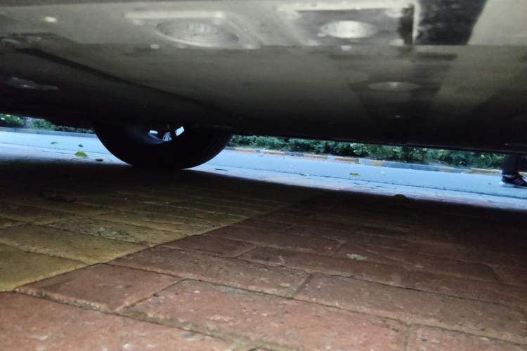 Used Nio ES6 2025 75 kWh Chassis Rear Left