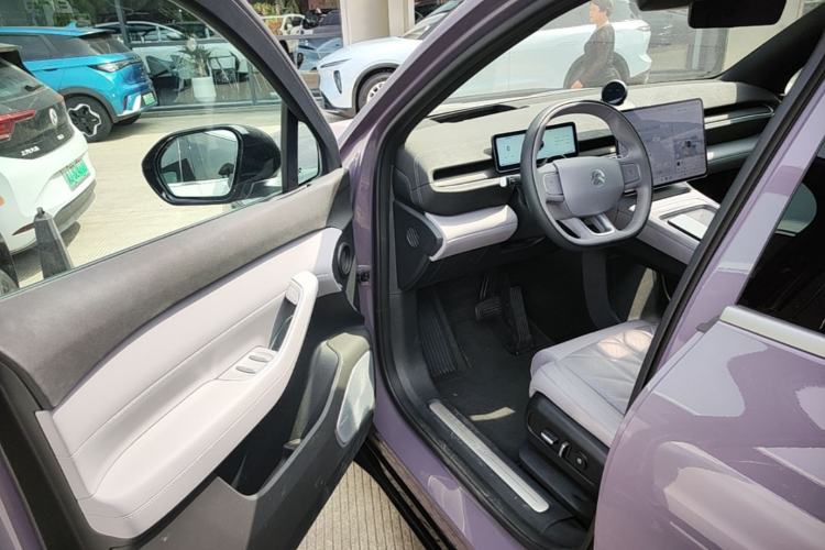 Used Nio ES6 2025 75 kWh Driver Seat