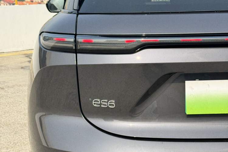 Used Nio ES6 2025 75 kWh Exterior 8
