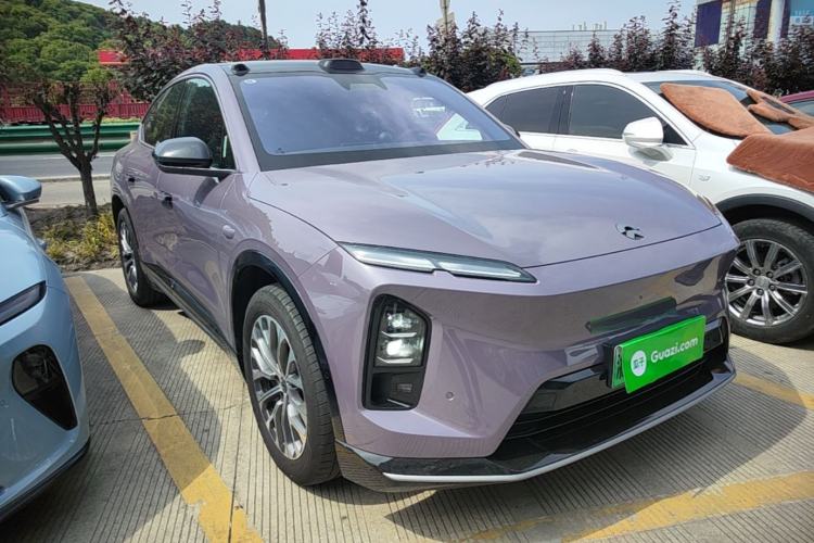 Used Nio ES6 2025 75 kWh Front Right 45 Deg