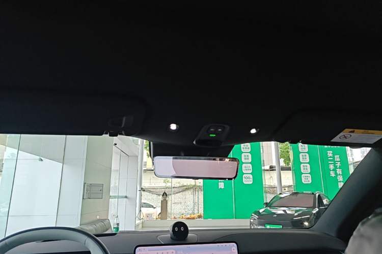 Used Nio ES6 2025 75 kWh Headliner
