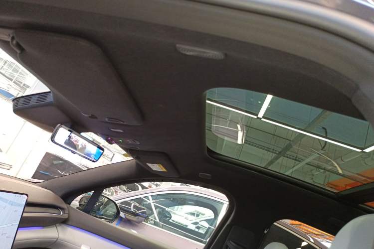 Used Nio ES6 2025 75 kWh Headliner