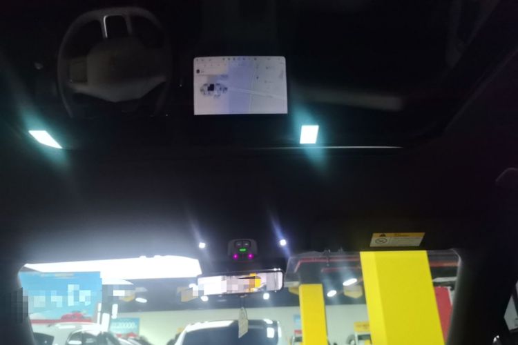 Used Nio ES6 2025 75 kWh Headliner