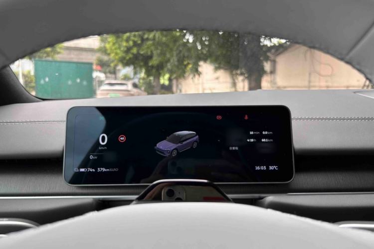 Used Nio ES6 2025 75 kWh Interior 5