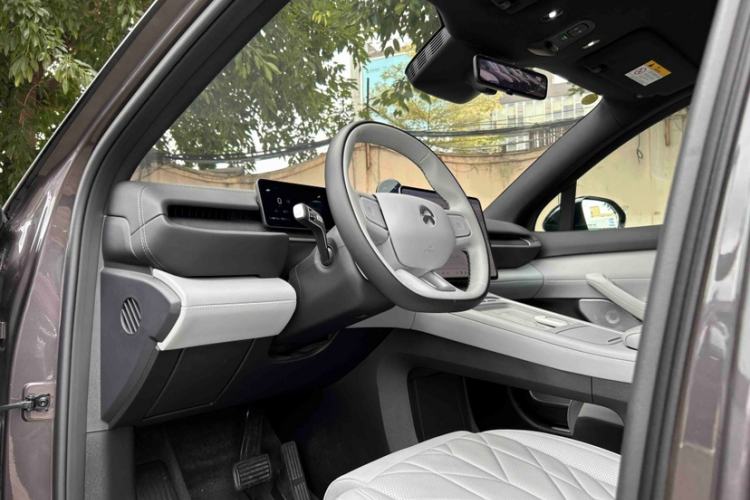 Used Nio ES6 2025 75 kWh Interior 6