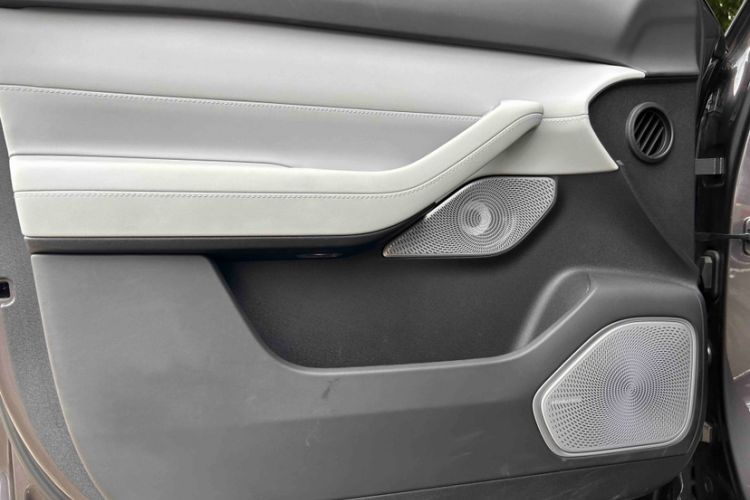 Used Nio ES6 2025 75 kWh Interior 7