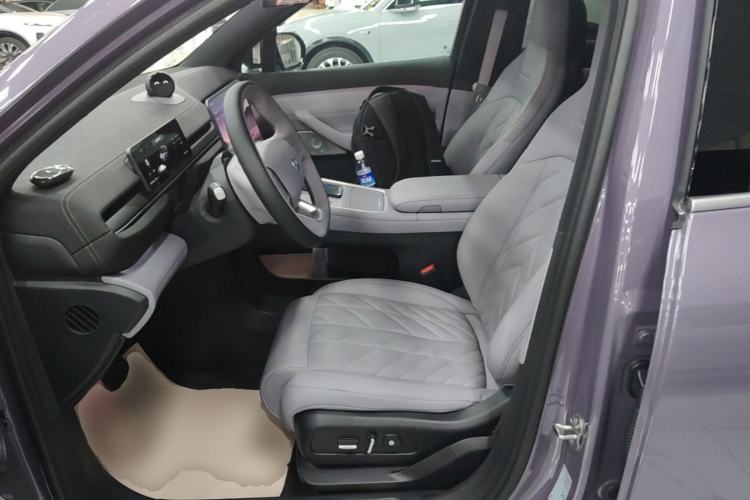 Used Nio ES6 2025 75 kWh Left Front Seat