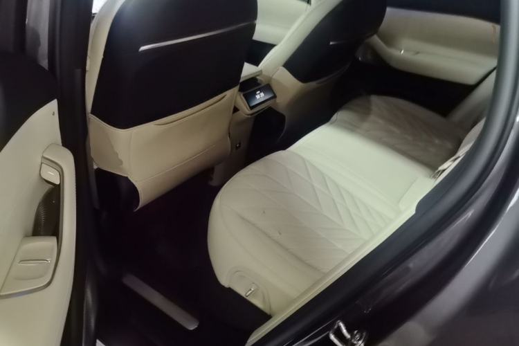 Used Nio ES6 2025 75 kWh Left Rear Seat