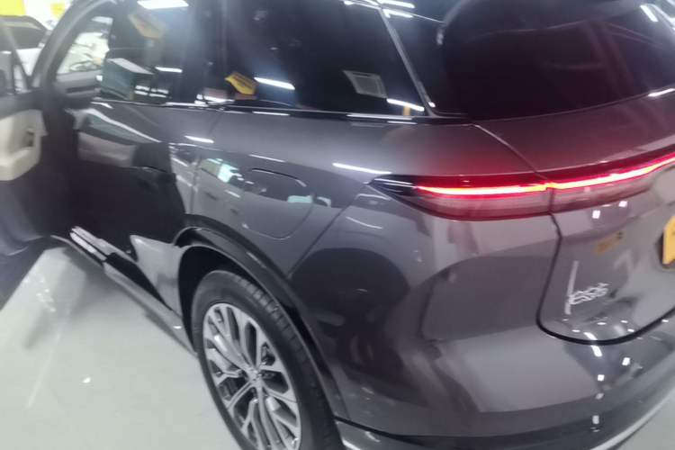 Used Nio ES6 2025 75 kWh Rear Left 45 Deg
