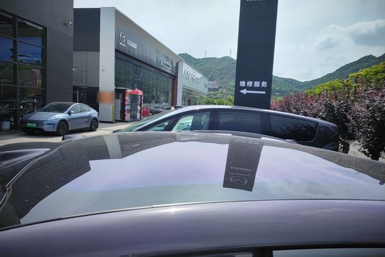 Used Nio ES6 2025 75 kWh Roof