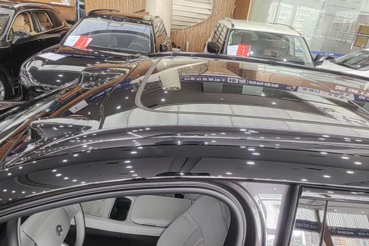 Used Nio ES6 2025 75 kWh Roof