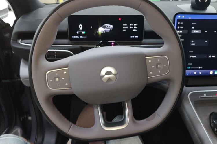 Used Nio ES6 2025 75 kWh Steering Wheel