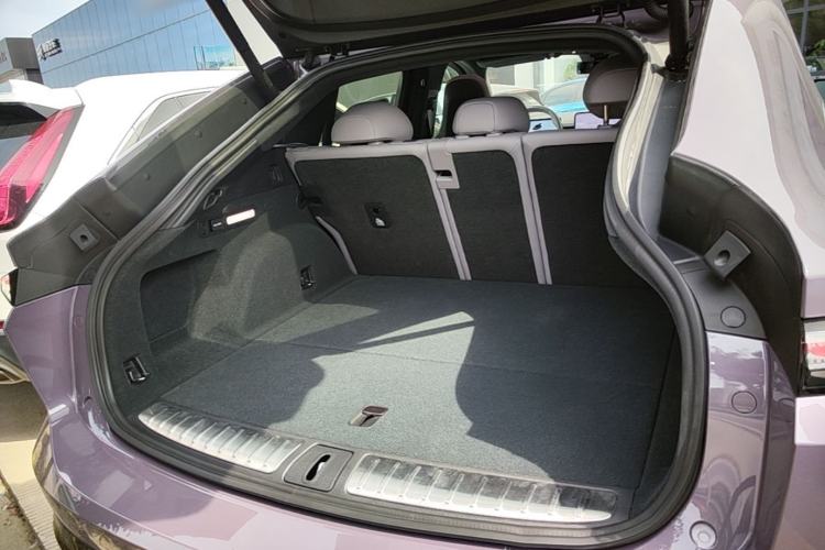 Used Nio ES6 2025 75 kWh Trunk