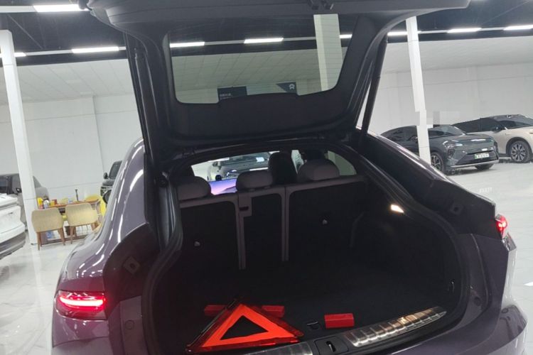 Used Nio ES6 2025 75 kWh Trunk