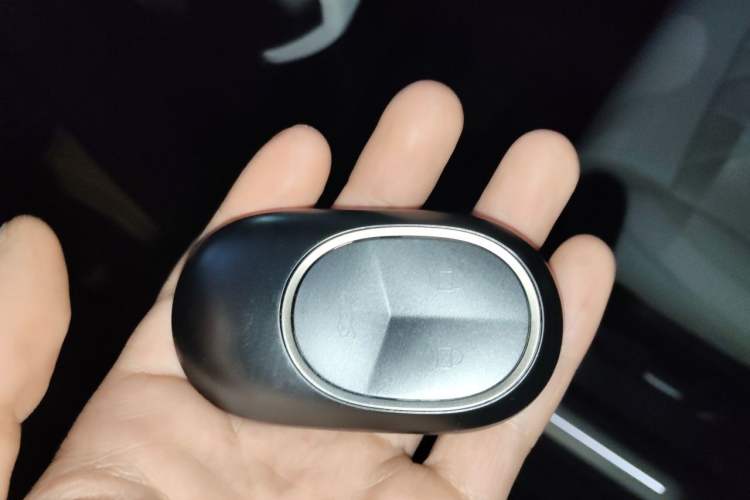 Used Nio ES6 2025 75 kWh Vehicle Key