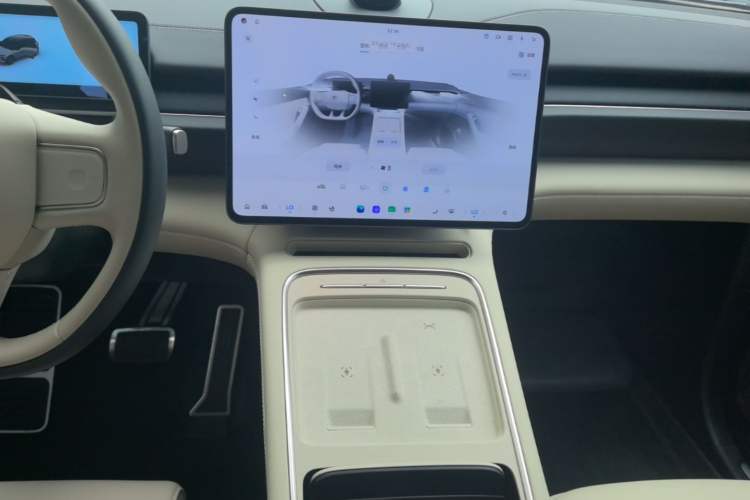 Used Nio ES6 2025 75 kWh Audio And AC Panel
