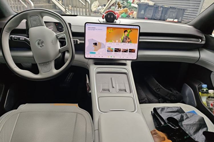 Used Nio ES6 2025 75 kWh Center Console