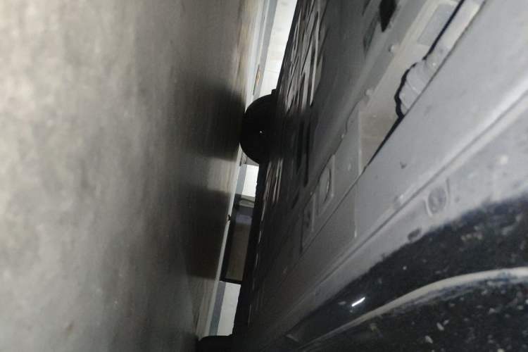 Used Nio ES6 2025 75 kWh Chassis Front Left