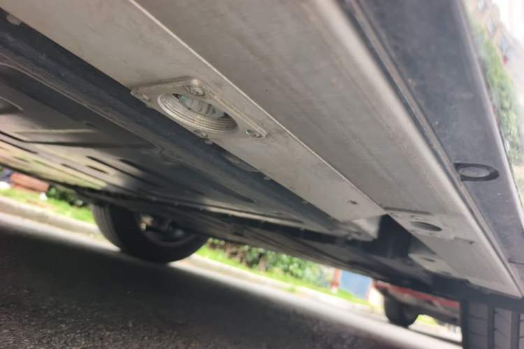 Used Nio ES6 2025 75 kWh Chassis Rear Left