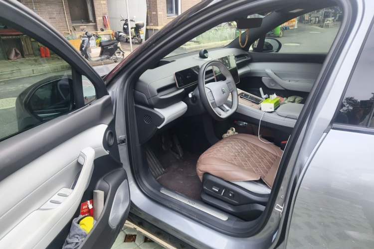 Used Nio ES6 2025 75 kWh Driver Seat
