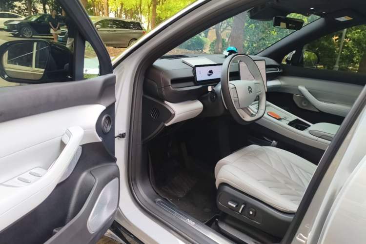 Used Nio ES6 2025 Model 100kWh 300,000th Anniversary Edition Driver Seat